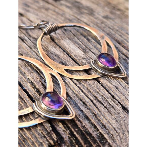 Vintage 925 Sterling Silver and Amethyst Modernist French Wire Dangle Earrings - Picture 5 of 10
